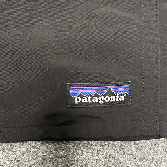 Patagonia Womens Baggies Shorts Worn Wear Black Size M 100% Nylon - Picture 2 of 8